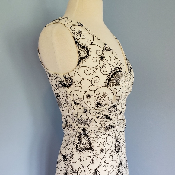 Beautifully flowing chiffon summer dress size 7 - Picture 1 of 5